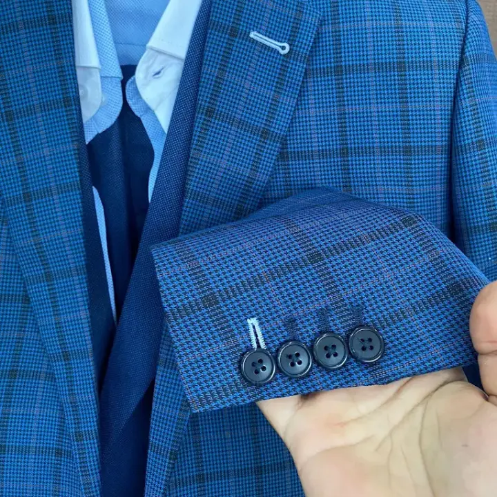 Blue check jacket with working buttonholes — detail