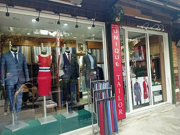 Tailor in Maenam, Koh Samui: get measured where you are staying — Unique Custom Tailor, Ko Samui